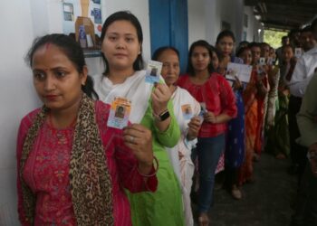 হার ৭২%, শান্তিতেই অসমে প্রথম দফার ভোট