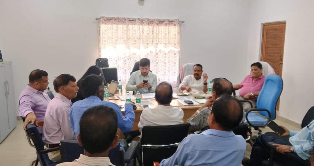 ফলপ্রসূ  ত্রিপাক্ষিক বৈঠক, রবিবার খুলছে পাথিনী বাগান