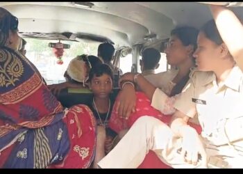 পাচারকারীকে  ধরতে  গেলে পুলিশের উপর প্রাণঘাতী হামলা,  গ্রেফতার  ৪