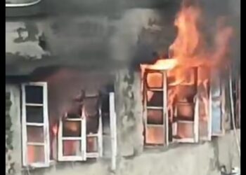 বহুতলে অগ্নিকাণ্ড, আতঙ্ক শিলচরে