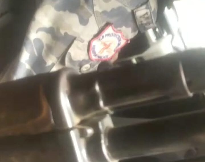 জিরিবামে মুখ্যমন্ত্রীর এসকর্ট গাড়িতে হামলা, আহত ১