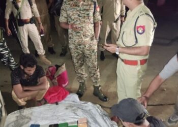 কালাইন রোডে মাদক সহ ধৃত যুবক