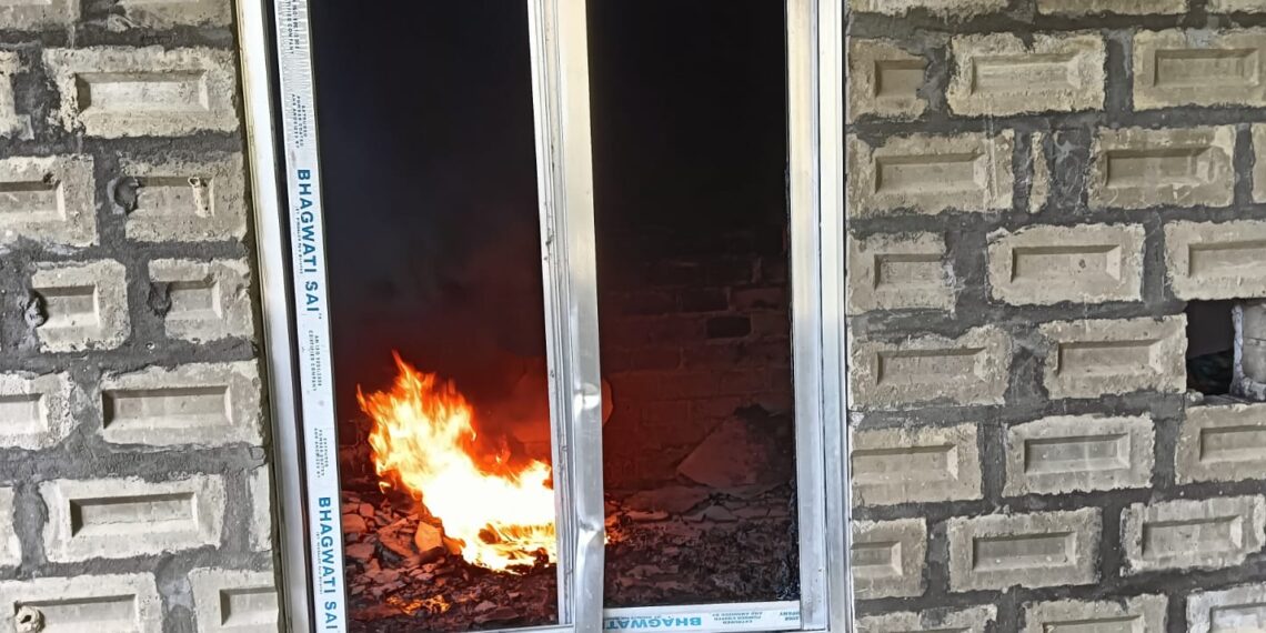 রাহুলের সফরের প্রাক্কালে জিরিবামে গোলাগুলি