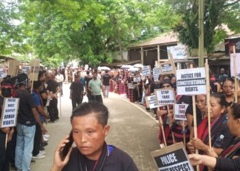 মার যুবকদের হত্যা : তীব্র প্রতিবাদ মারকুলিনে