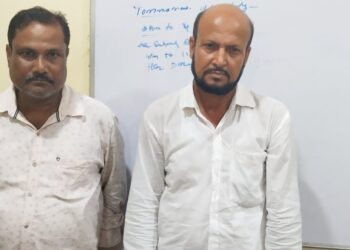 ঘুষের ভিডিও! গ্রেফতার কাটিগড়ার পাটোয়ারী-কানুনগো