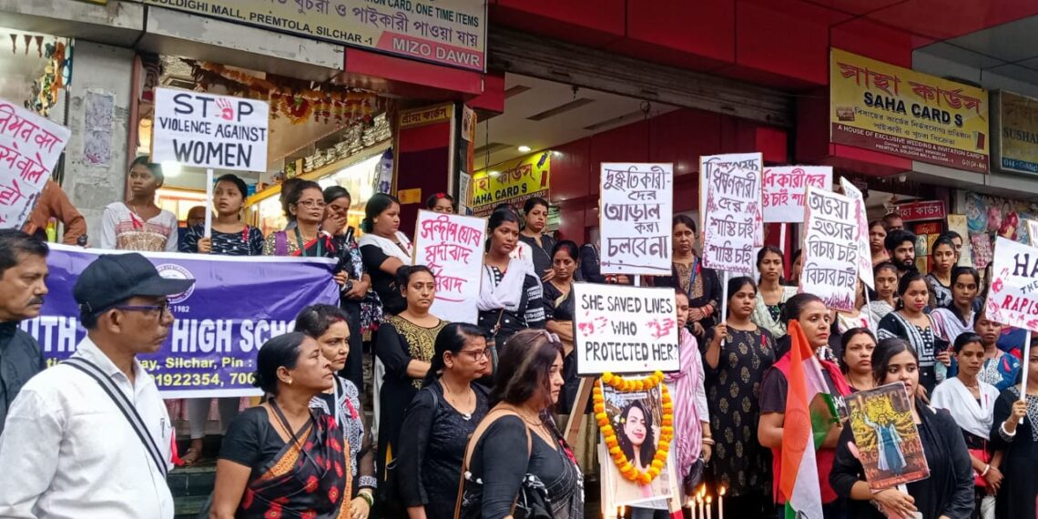 আরজি কর, শিলচরে প্রতিবাদ মিছিল সাউথ পয়েন্ট স্কুল কর্তৃপক্ষের