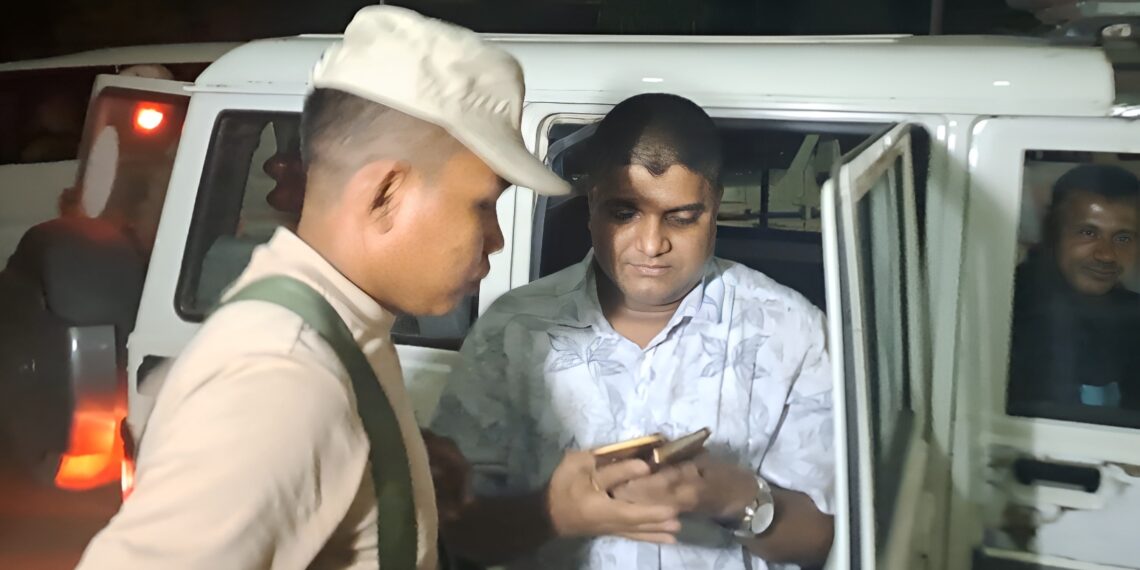 প্রতারণার দায়ে গ্রেফতার বিজেপি সংখ্যালঘু মোর্চার হাইলাকান্দি জেলা সভাপতি