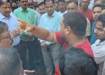 কুশিয়ারকুলে গণরোষে বিধায়ক খলিল!