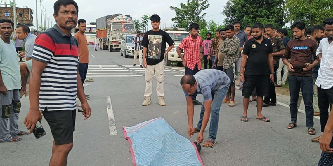 পাথারকান্দিতে লরির বাইকের সংঘর্ষে , হত ১
