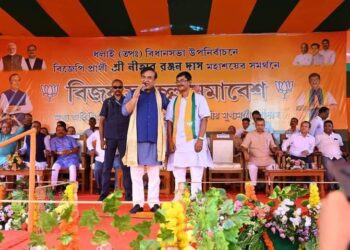 ইতালির সোনিয়া সাংসদ হলে, বাংলাদেশ থেকে আসা নীহারের ক্ষেত্রে বাঁধা কোথায়: হিমন্ত