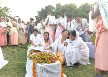 কড়া নিরাপত্তায় শিলচর থেকে জিরিবাম গেল ৯ মৈতৈর মৃতদেহ