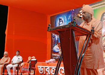 ধর্মই আমাদের পরিচয়, একে রক্ষা না করলে ফের তাড়া খেতে হবে: কার্তিক মহারাজ