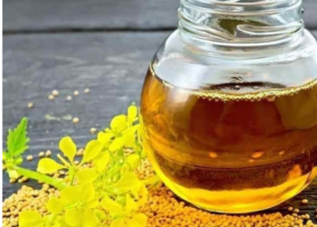 ১০টি ব্র্যান্ডের ভোজ্য তেলের ওজন নিয়ে হেরাফেরি, মন্ত্রীকে নালিশ