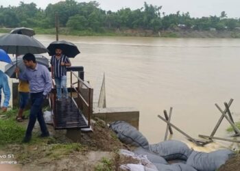 জল বাড়ছে বরাকে, শিলচরে বন্যাতঙ্ক